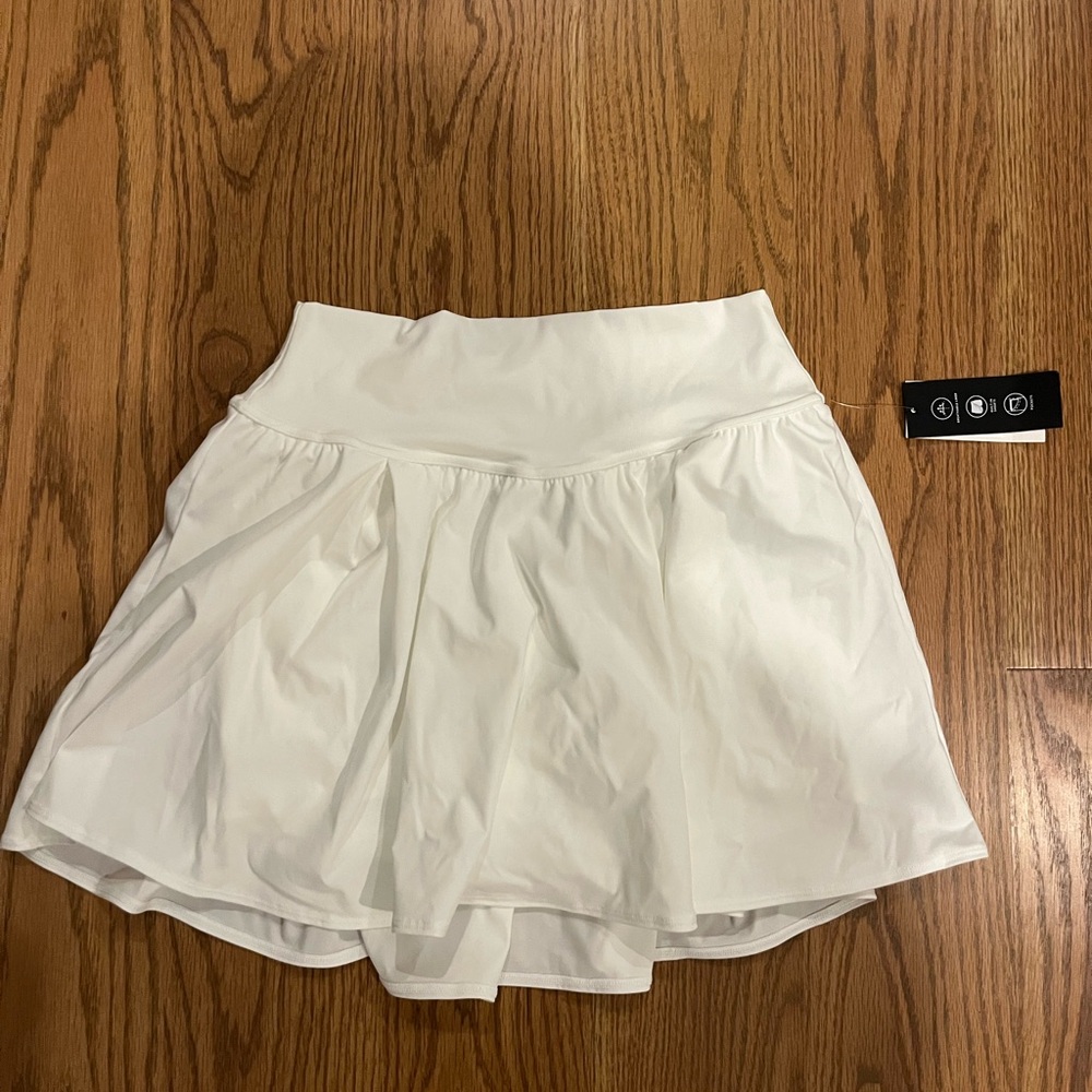 Gilly Hicks White Athletic Skirt